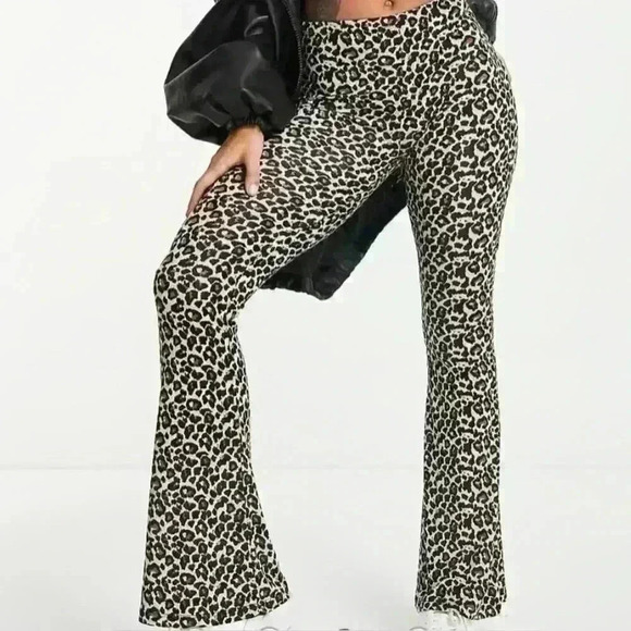 Missguided Women's Size 4 Brown Leopard Print Jersey Flare Pants Casual - Picture 1 of 12